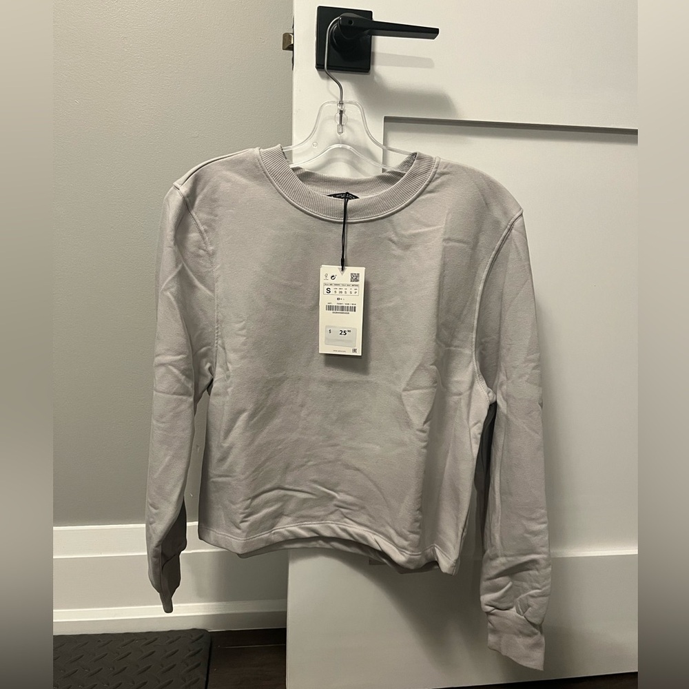 Zara Light Gray Crewneck Sweater